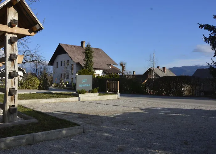 Zemva - Jt Apartma, Free Bikes, Big Garden With Terrace Apartment